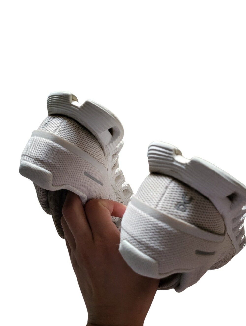 On Cloud 5 Running Shoes White / White 59.98773 Casual Sneakers Women's US 8.5 - Picture 6 of 7